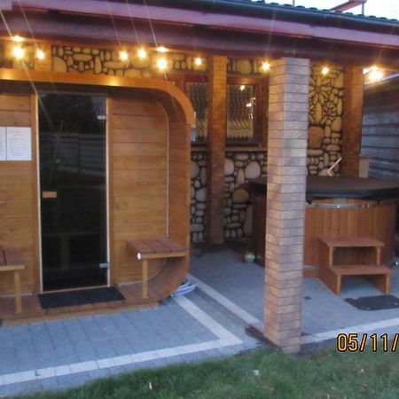 Bed and Breakfast Dw U Wajdy Białka Tatrzańska Exterior foto